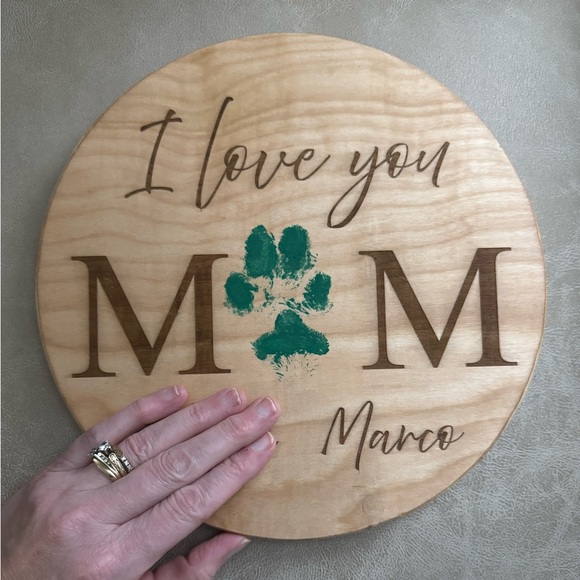 Wooden I Love You Mom Wall Decor - Picture 5 of 6